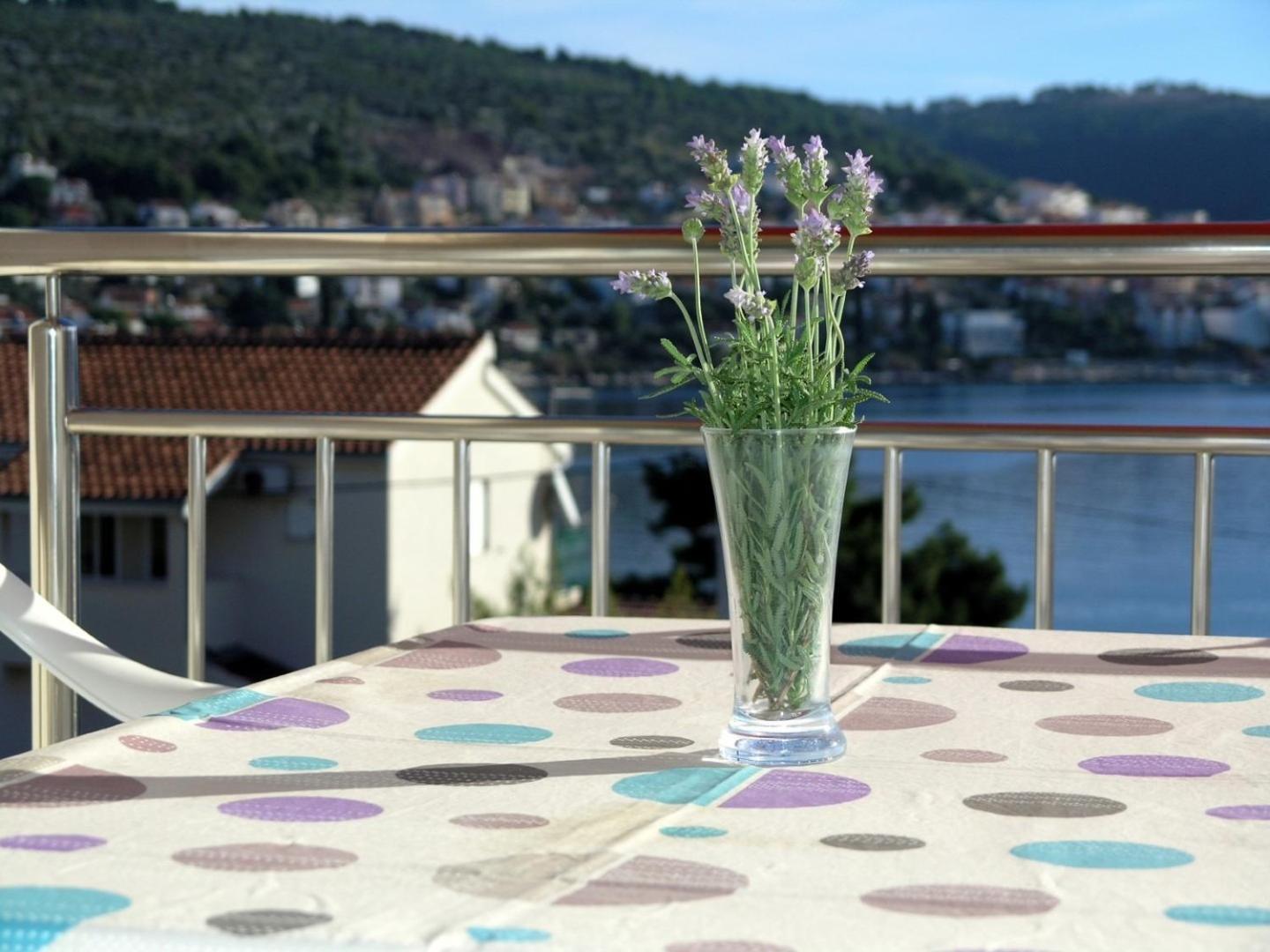 Apartments Aurelius - Relaxing With Gorgeous View โตรกีร์ ภายนอก รูปภาพ