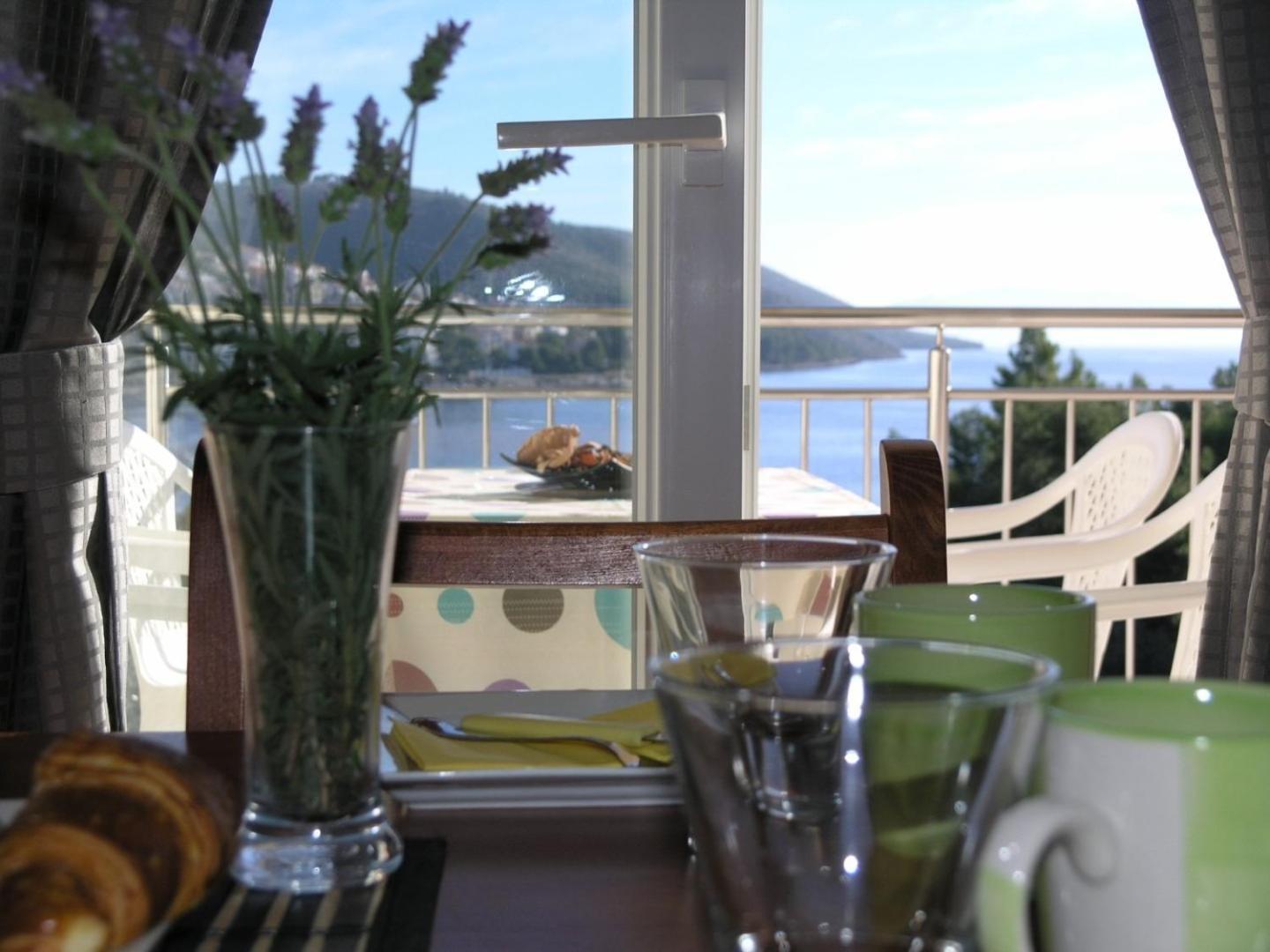 Apartments Aurelius - Relaxing With Gorgeous View โตรกีร์ ภายนอก รูปภาพ